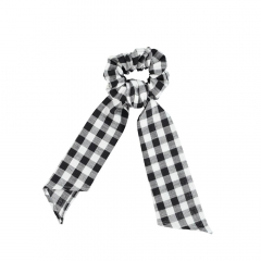 Piupiuchick Scrunchie Black & White Checkered